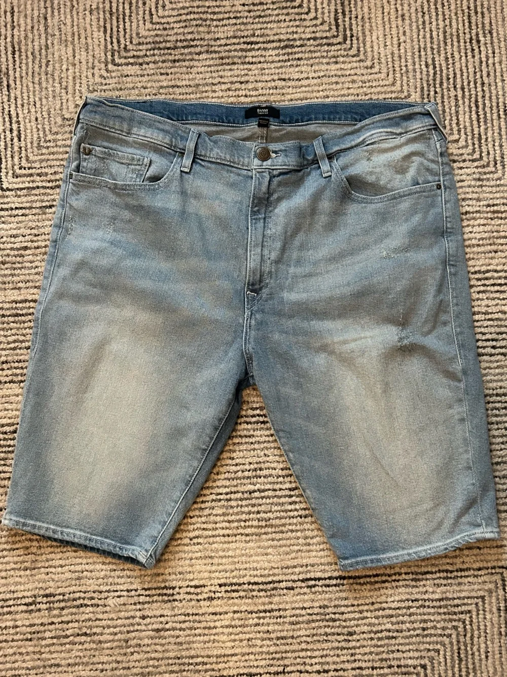 True Religion Danny Tapered Light Blue Denim Men’s Shorts Size 40